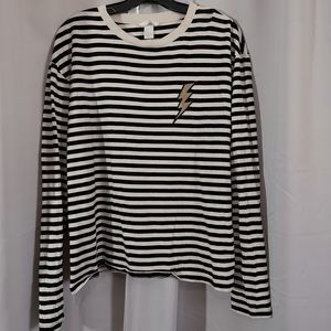 Stripped long sleeve shirt